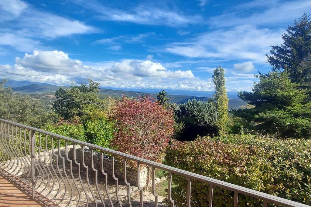 Villa Maison De Campagne 04 Vacheres Luberon 3 Chambres 8 Personnes Exterior foto